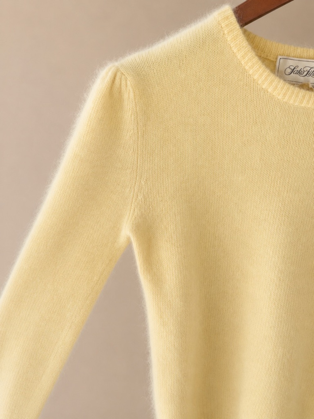 Vintage Saks Fifth Avenue Lambswool Angora Sweater M Fits S Soft Yellow Luxury - Picture 5 of 6